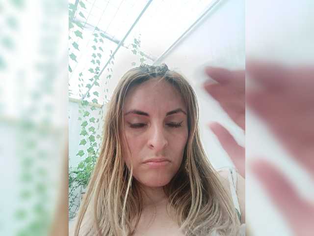 Transliacijos ekrano nuotraukos Gineza