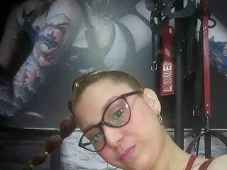 Erotinis vaizdo pokalbis GIORGGINA