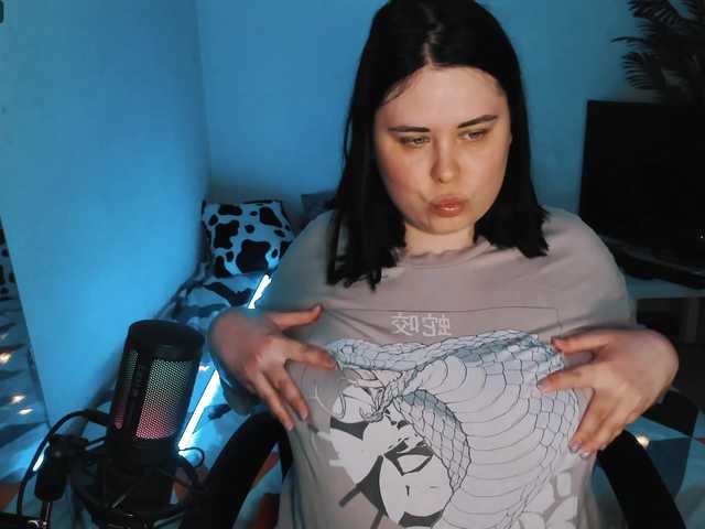 Nuotraukos GirlPower1 take off my t-shirt^^love vibe 25