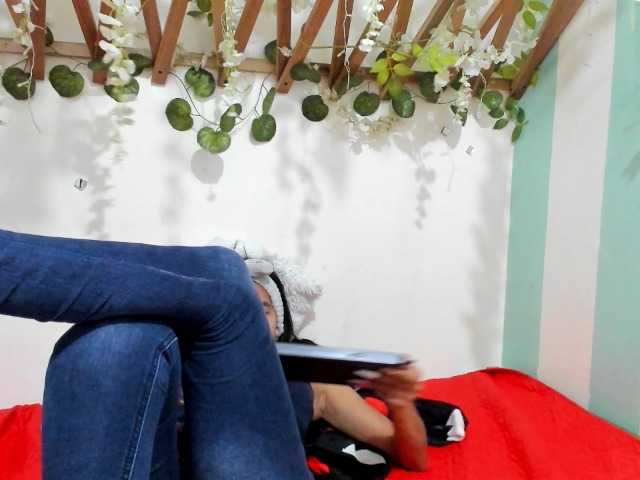 Transliacijos ekrano nuotraukos girlxbig
