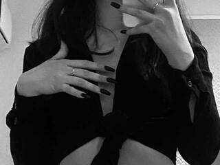 Erotinis vaizdo pokalbis s1301g