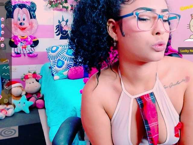 Nuotraukos GlendaHolt Cum with me! Lovense: Interactive Toy that vibrates with your Tips - Multi-Goal : Cum Show #feet # latina #26 #ne