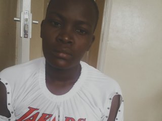 Erotinis vaizdo pokalbis Golden-lady