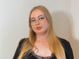 Erotinis vaizdo pokalbis GraceJuicy