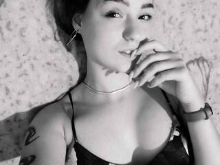 Erotinis vaizdo pokalbis GrettaLi