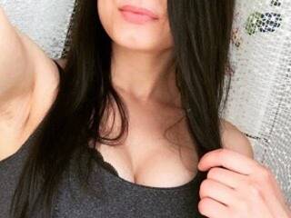 Erotinis vaizdo pokalbis H-o-t-Kira