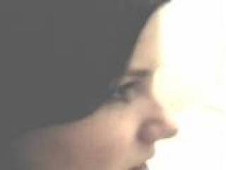 Erotinis vaizdo pokalbis haneypeengv