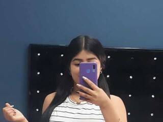 Erotinis vaizdo pokalbis HannaEvanss