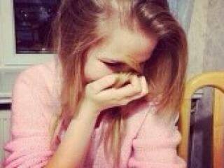 Erotinis vaizdo pokalbis happybarbie