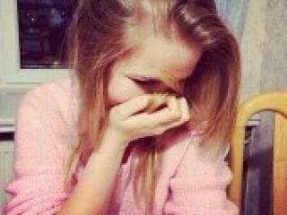 Erotinis vaizdo pokalbis happybarbie