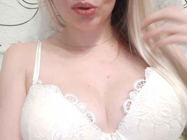 Nuotraukos HarleyQwinn go privat ***and boobs 200t