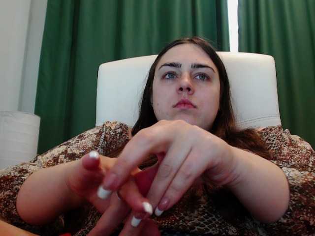 Nuotraukos HelenMillerr /.Lovenset/hairyPussy100/ass150/ tits 80/squirt 999/stand up 20/spank my pussy 200/spank my ass 250/Twitter @xhelenmillerx