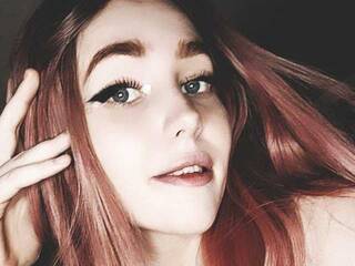 Erotinis vaizdo pokalbis Hentai-Tyan