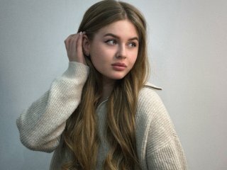 Erotinis vaizdo pokalbis HeyBelly