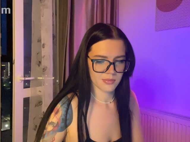 Transliacijos ekrano nuotraukos Heymollyshy