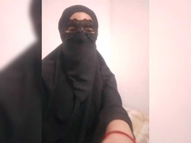 Transliacijos ekrano nuotraukos Hijabi-Girl