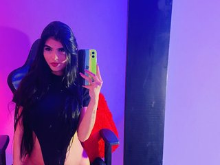 Erotinis vaizdo pokalbis HilaryRios