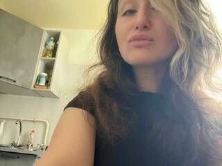 Erotinis vaizdo pokalbis Hitraya31