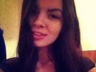 Erotinis vaizdo pokalbis hloyaa