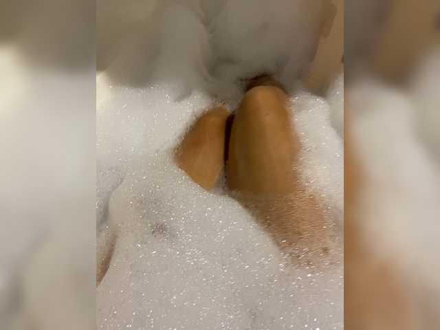 Nuotraukos HloyaConect Hey guys!:) Goal- #Dance #hot #pvt #c2c #fetish #feet #roleplay Tip to add at friendlist and for requests!