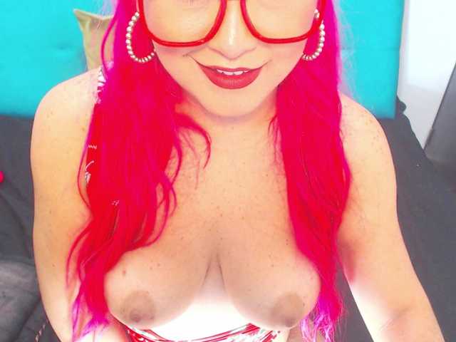 Transliacijos ekrano nuotraukos HoneyBunnyX