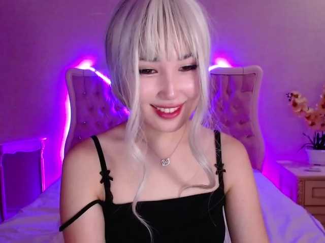 Nuotraukos HongCute If you hear the words pleasure♥,relax♥,enjoy♥ they are from my room Lush is on ♥16♥101 Fav #asian#new#teen#cute#skinny#c2c