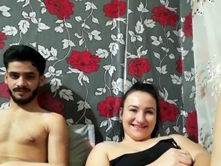 Erotinis vaizdo pokalbis horny-couple2