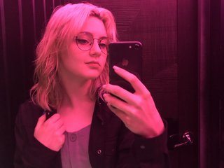 Erotinis vaizdo pokalbis HornyMiYukee