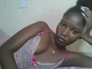 Erotinis vaizdo pokalbis Hornyqueen4