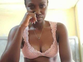 Erotinis vaizdo pokalbis Hot-bunny