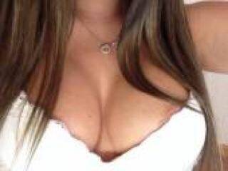 Erotinis vaizdo pokalbis hotbabex