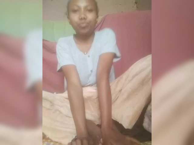 Transliacijos ekrano nuotraukos Mamikely