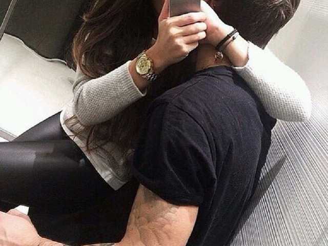 Profilio nuotrauka hot-couple-ind