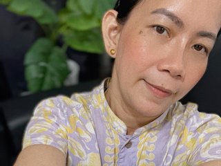 Erotinis vaizdo pokalbis HotMommaMenu