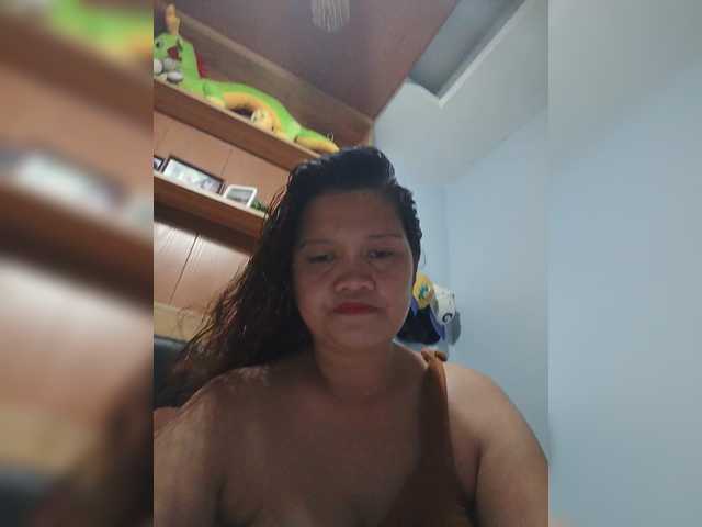 Transliacijos ekrano nuotraukos Hotnwetmama4u