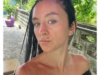 Erotinis vaizdo pokalbis HotPulse888