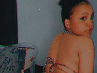 Erotinis vaizdo pokalbis Cute_sasha