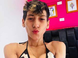 Erotinis vaizdo pokalbis HottAlexxxa