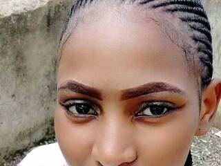 Erotinis vaizdo pokalbis Hottycharii