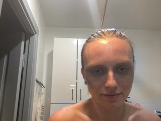 Erotinis vaizdo pokalbis HotWillow