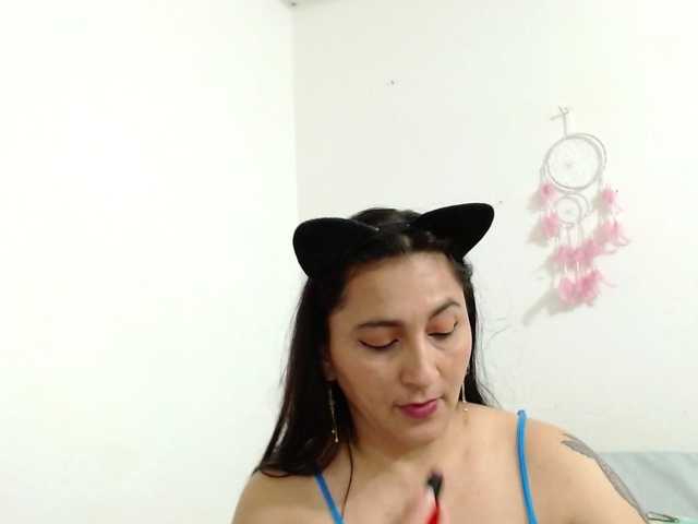 Nuotraukos HotxKarina Hello¡¡¡ latina#play naked for 100 tips#boob for 30# make happy day @total Wanna get me naked? Take me to Private chat and im all yours @sofar @remain Wanna get me naked? Take me to Private chat and im all yours @latina @squirt