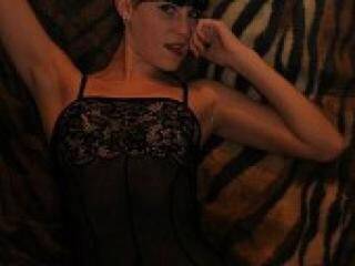 Erotinis vaizdo pokalbis hotyanel