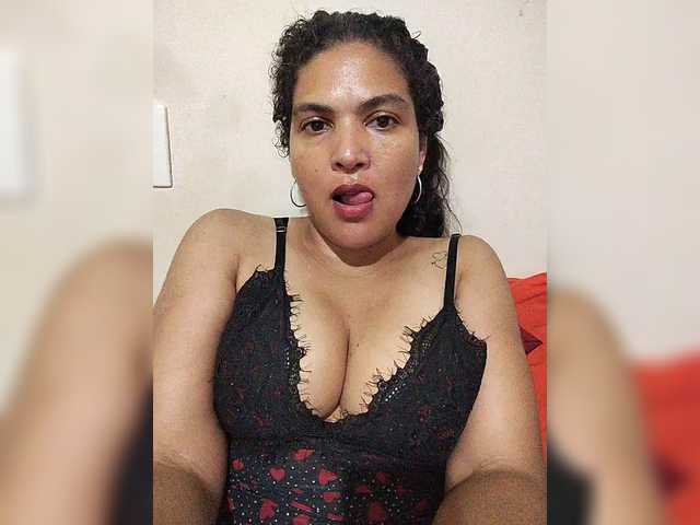 Transliacijos ekrano nuotraukos Htinha