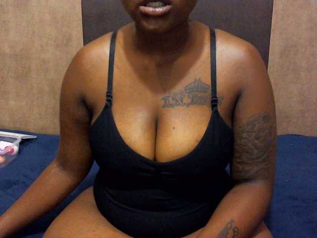 Transliacijos ekrano nuotraukos hugethickt