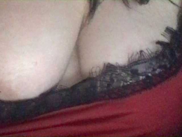 Transliacijos ekrano nuotraukos IBlufff