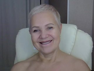 Erotinis vaizdo pokalbis MadamMadam