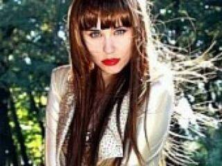 Erotinis vaizdo pokalbis ilonastall