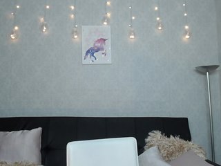 Transliacijos ekrano nuotraukos ImCharlotteX