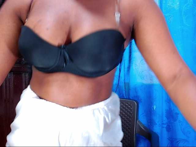 Nuotraukos inayabrown #new #hot #latina #ebony #bigass #bigtits #C2C #horny n ready to #fuck my #pussy in pvt! My #Lovense is ON! #Cumshow at goal!