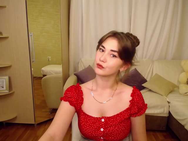 Nuotraukos SweettyLips Hi! Welcome to my room! I will be happy to have fun with you today!) Join us!!